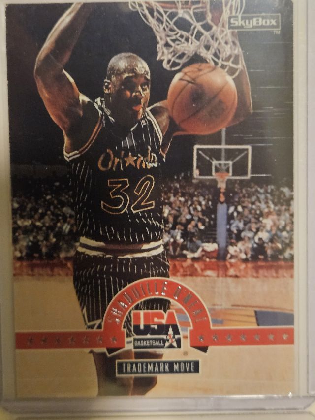 Shaquille O'Neal 71 1994 SkyBox USA